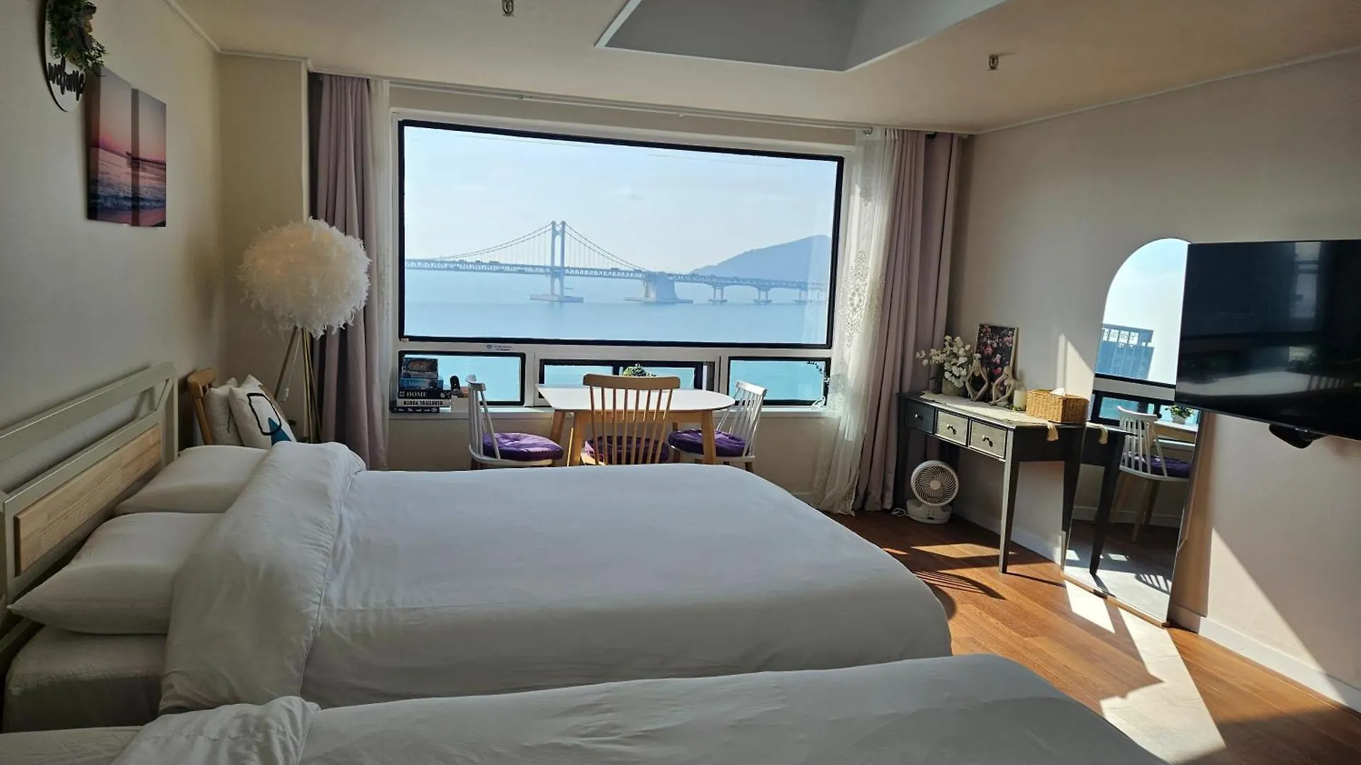 Lily Bed & Breakfast Busan South Korea